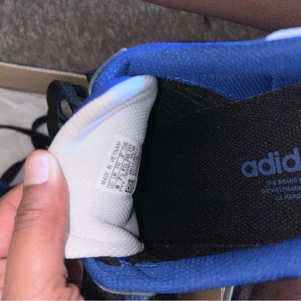 Adidas - Picture 2 of 2